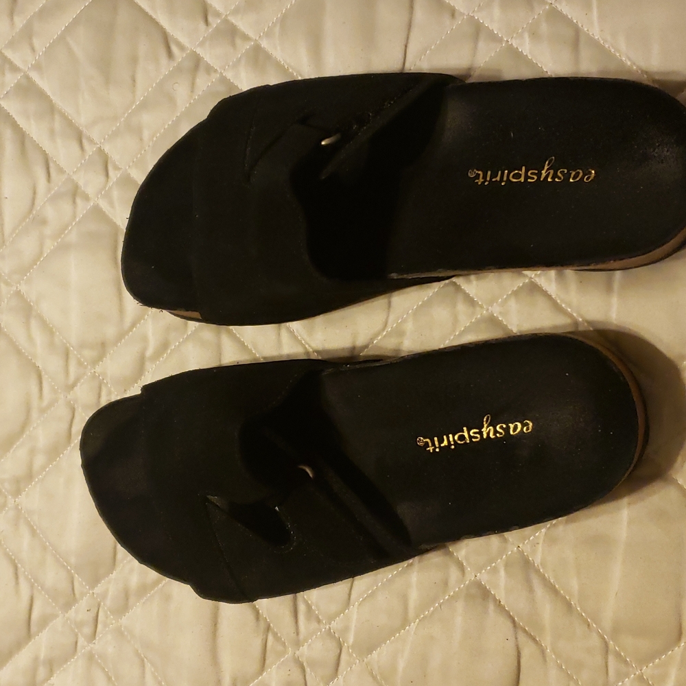 Black suede Sandals